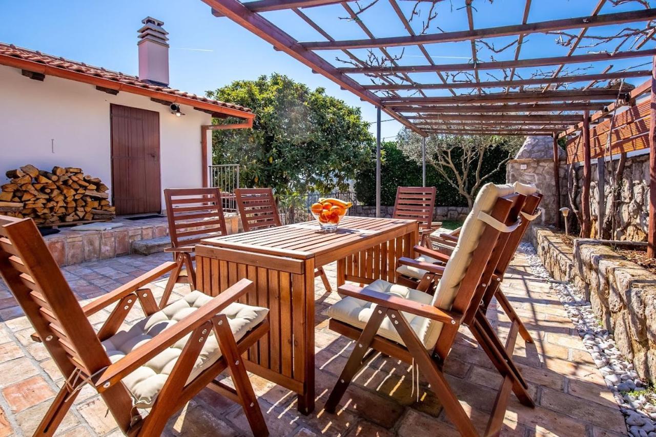 Villa Olea Ika Exterior foto